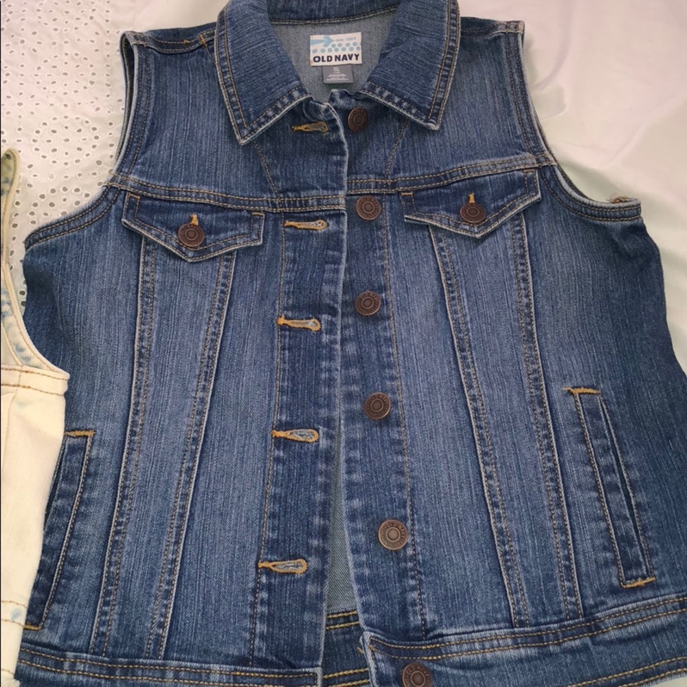 2 Kids Jean Vests
